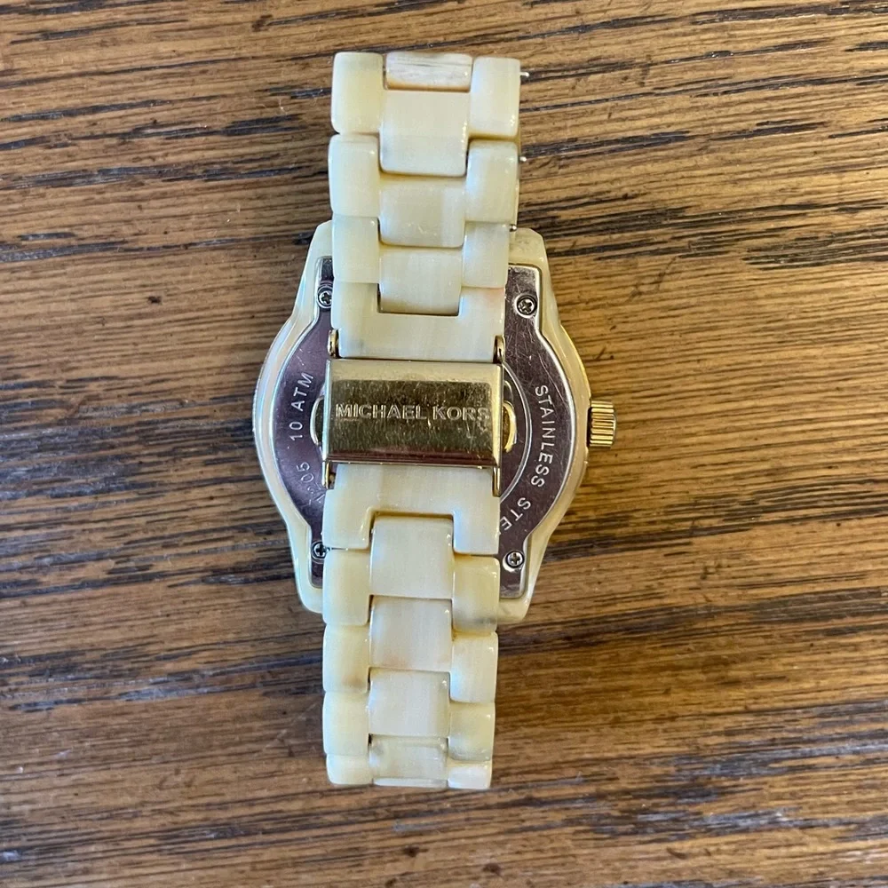 Michael Kors watch - Picture 2 of 4